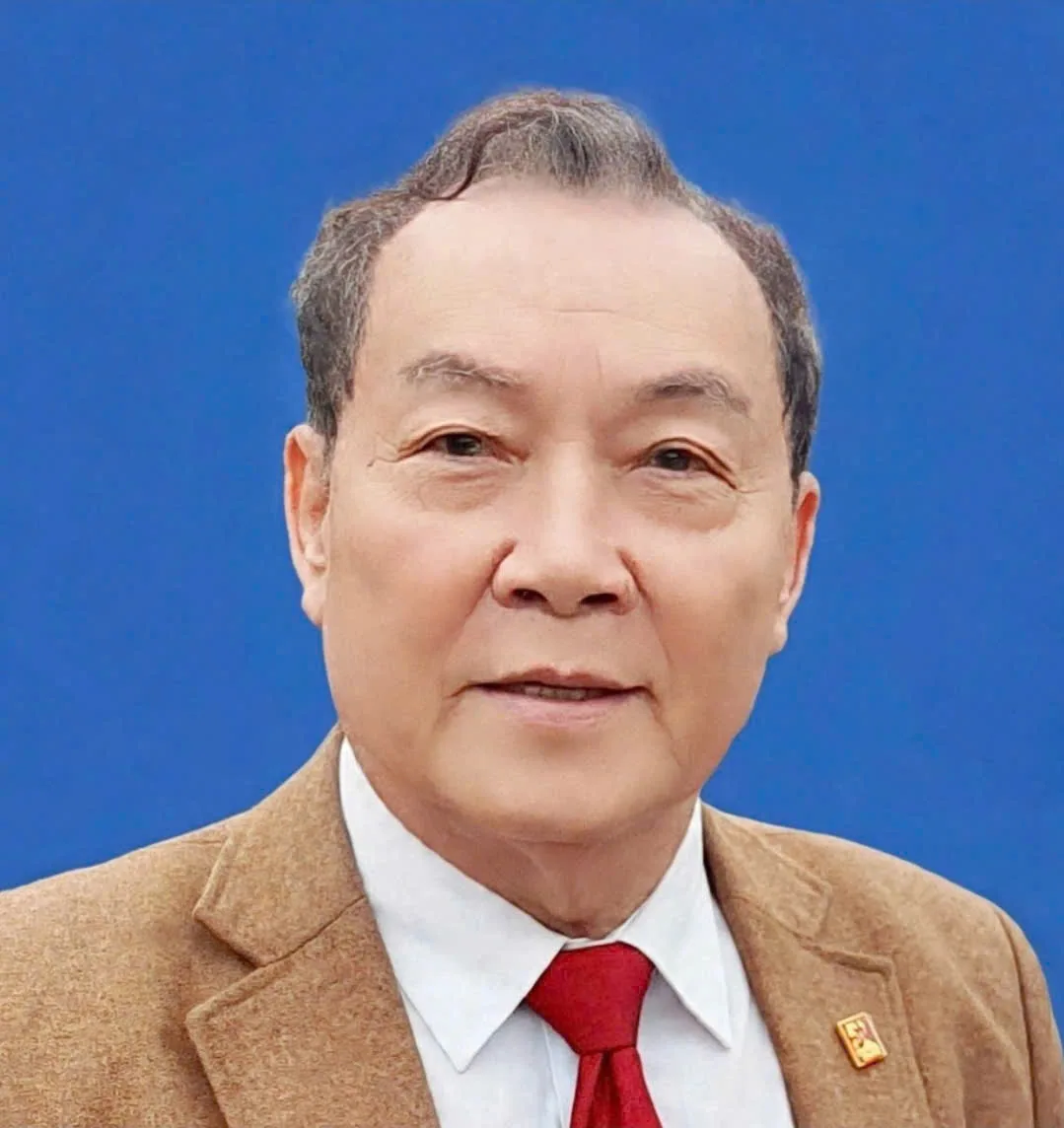 H&igrave;nh ảnh &ocirc;ng Vũ Đ&ocirc;ng Sơn